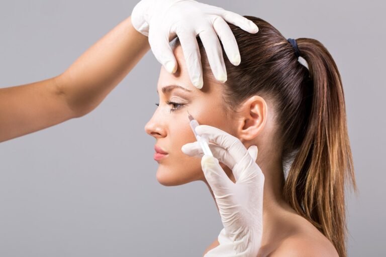 55 clínicas são fechadas por fraudar licença para aplicar botox