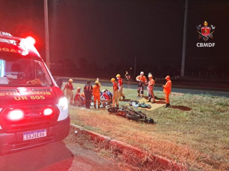 Homem cai de moto, sofre parada cardíaca e morre, na BR-040