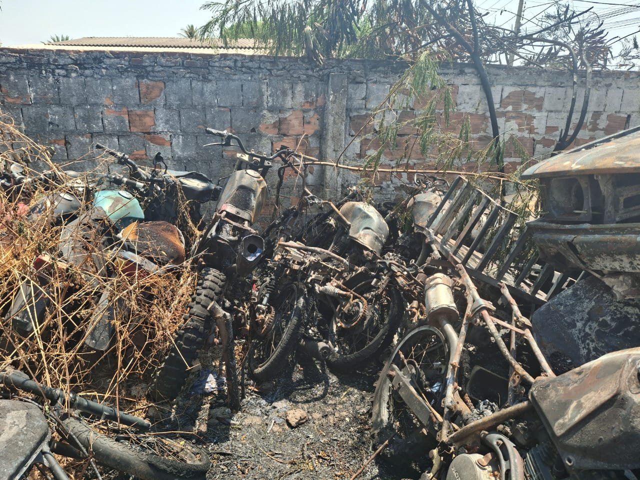 Incêndio atinge depósito da Superintendência de Trânsito de Formosa