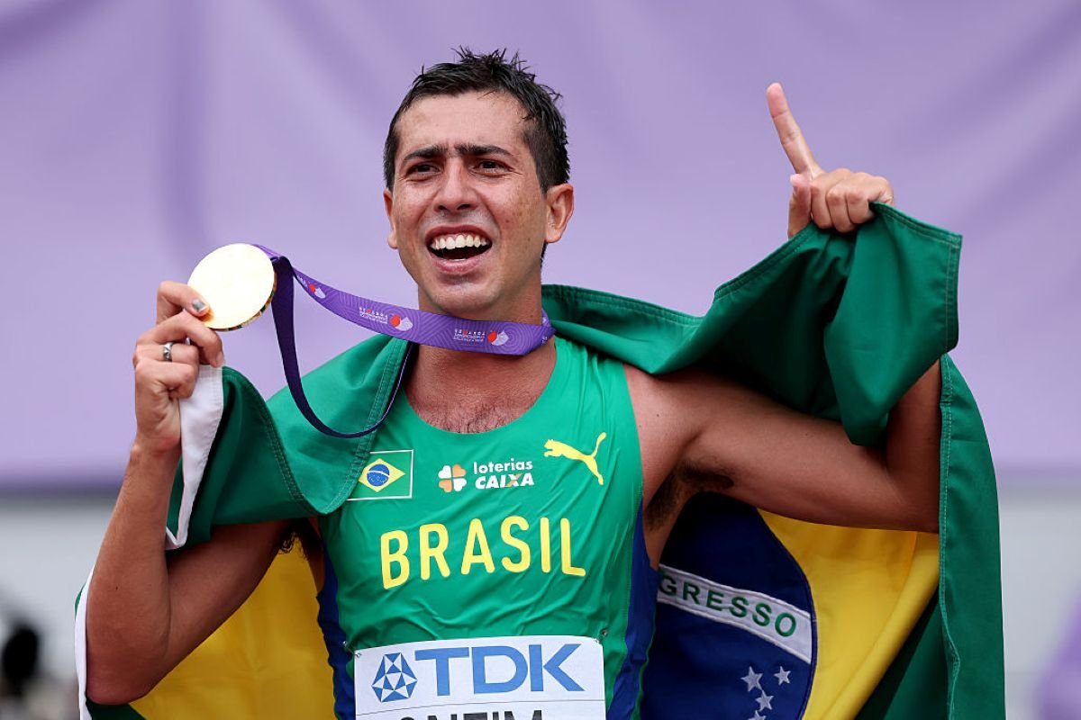 Ouro no Mundial de Atletismo, Caio Bonfim é cria de Sobradinho