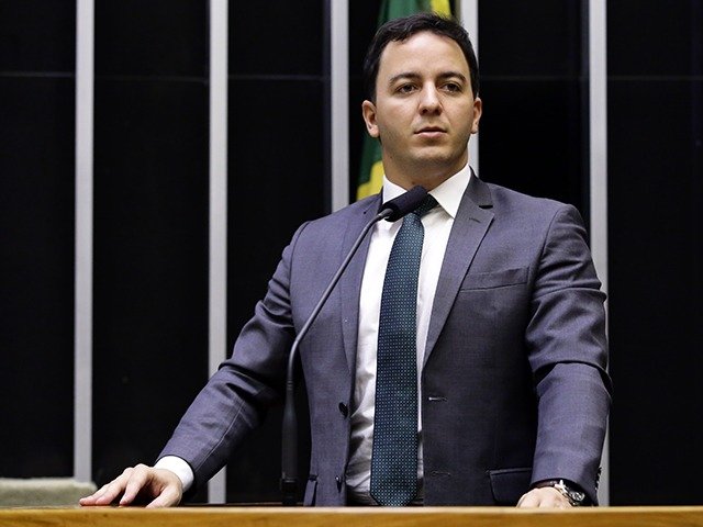 deputado que pediu fim da vaquejada recebeu mensagem ameaçadora