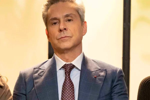 Ator de Vale Tudo abre o jogo e revela frustação com a novela