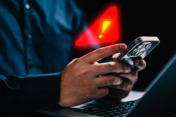 Golpistas se passam por apresentador de TV e levam R$ 30 mil de idosos