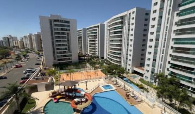 Motoristas de app invadem condomínio para "dar surra" em passageiro