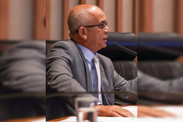 PCGO apura denúncia de ameaça contra deputado por policial armado