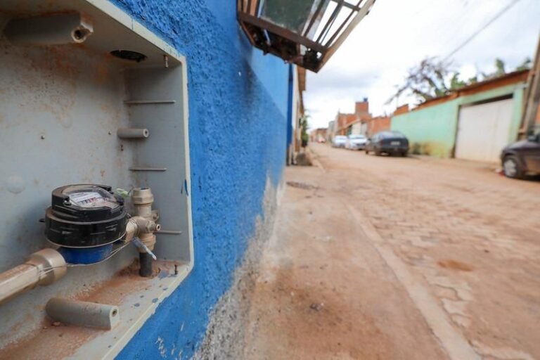 Água Legal leva água tratada e dignidade a milhares de famílias no DF