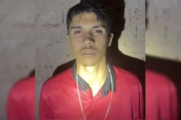 Dentista analisa se menina de 13 anos reagiu e mordeu feminicida no DF