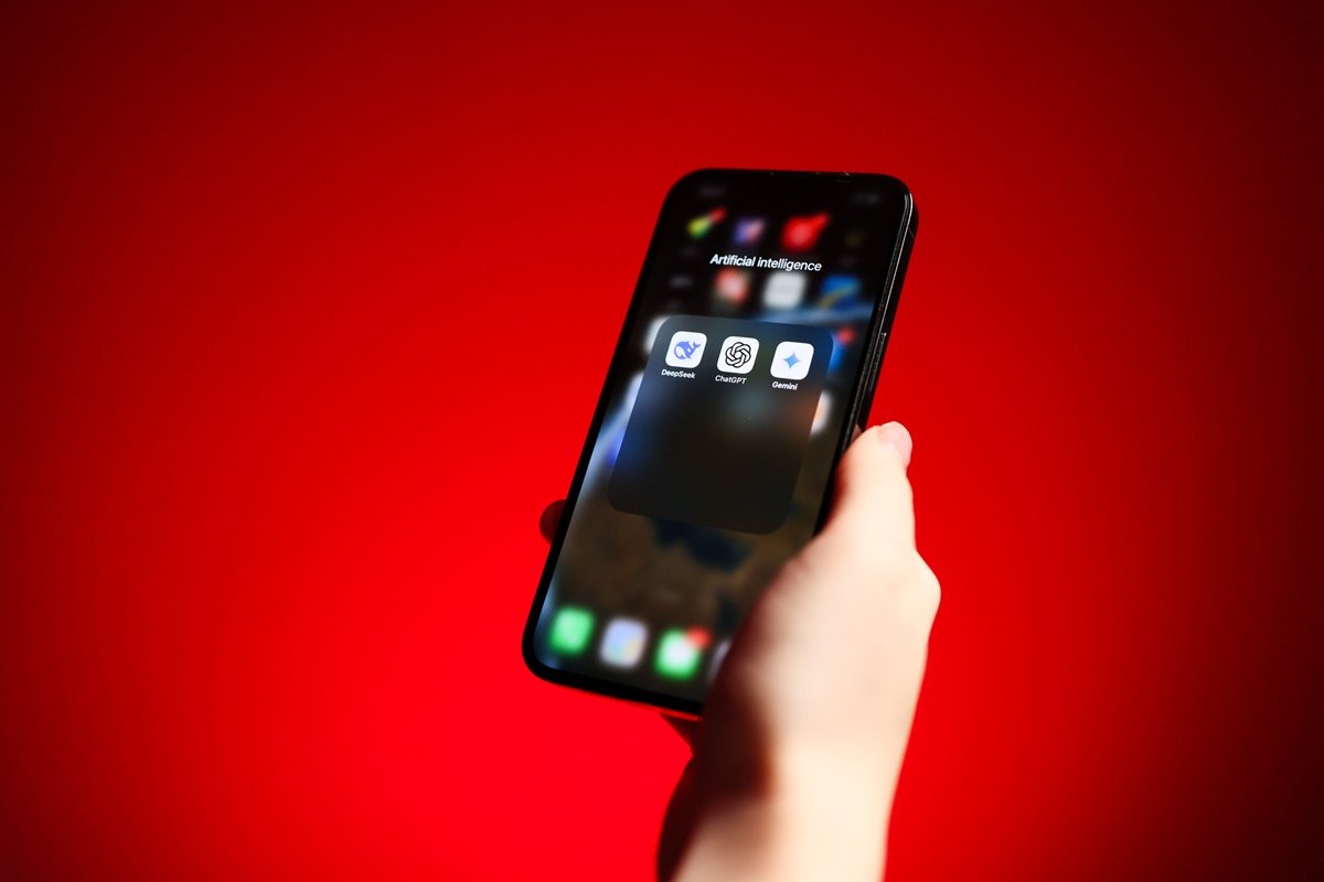 Pesquisa revela que 49% dos brasileiros já consultaram IA sobre saúde