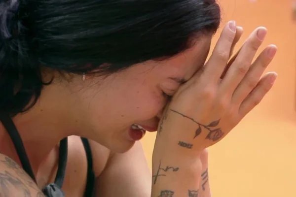 Por que peoa é a favorita para deixar A Fazenda 17 hoje