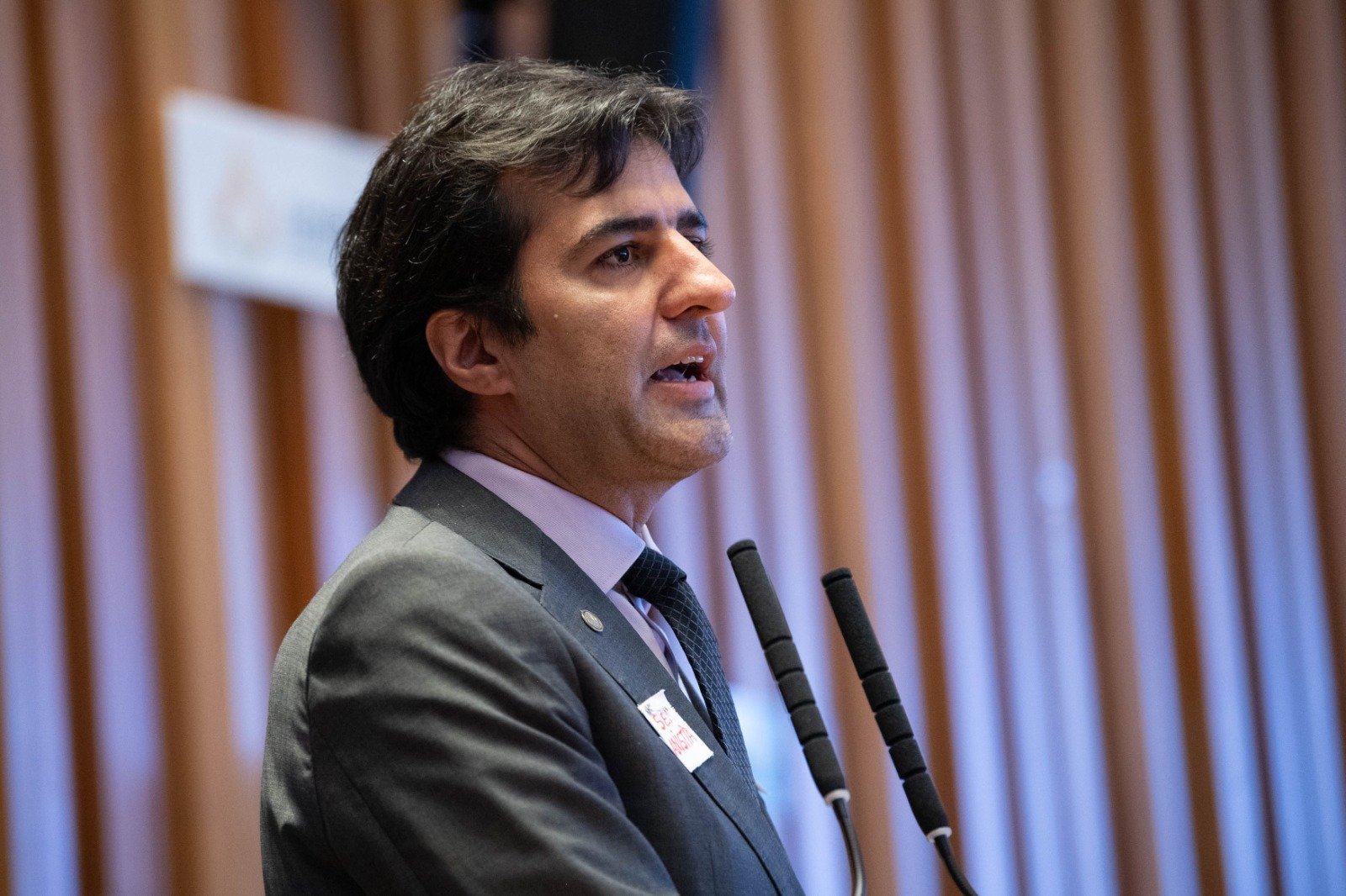 Câmara Legislativa cria programa de crédito subsidiado para apoiar consumidores superendividados no DF