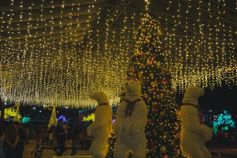 Esplanada ganha clima de festa com abertura do Nosso Natal 2025