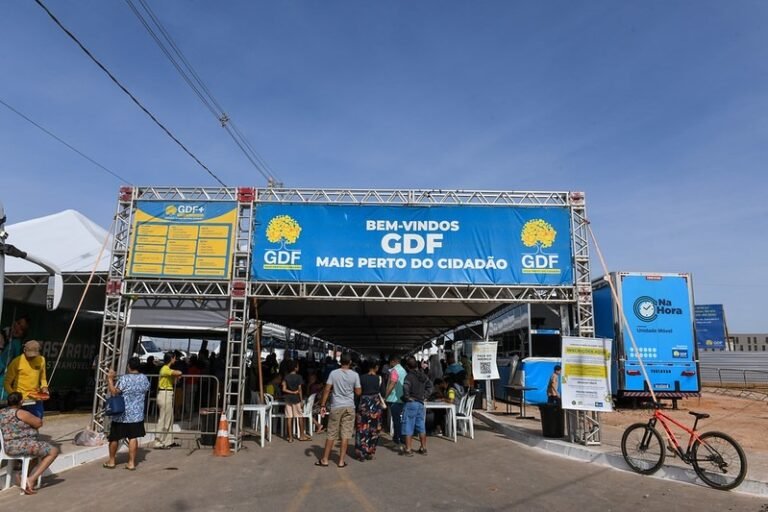 Guará II recebe edição especial de Natal do GDF Mais Perto do Cidadão