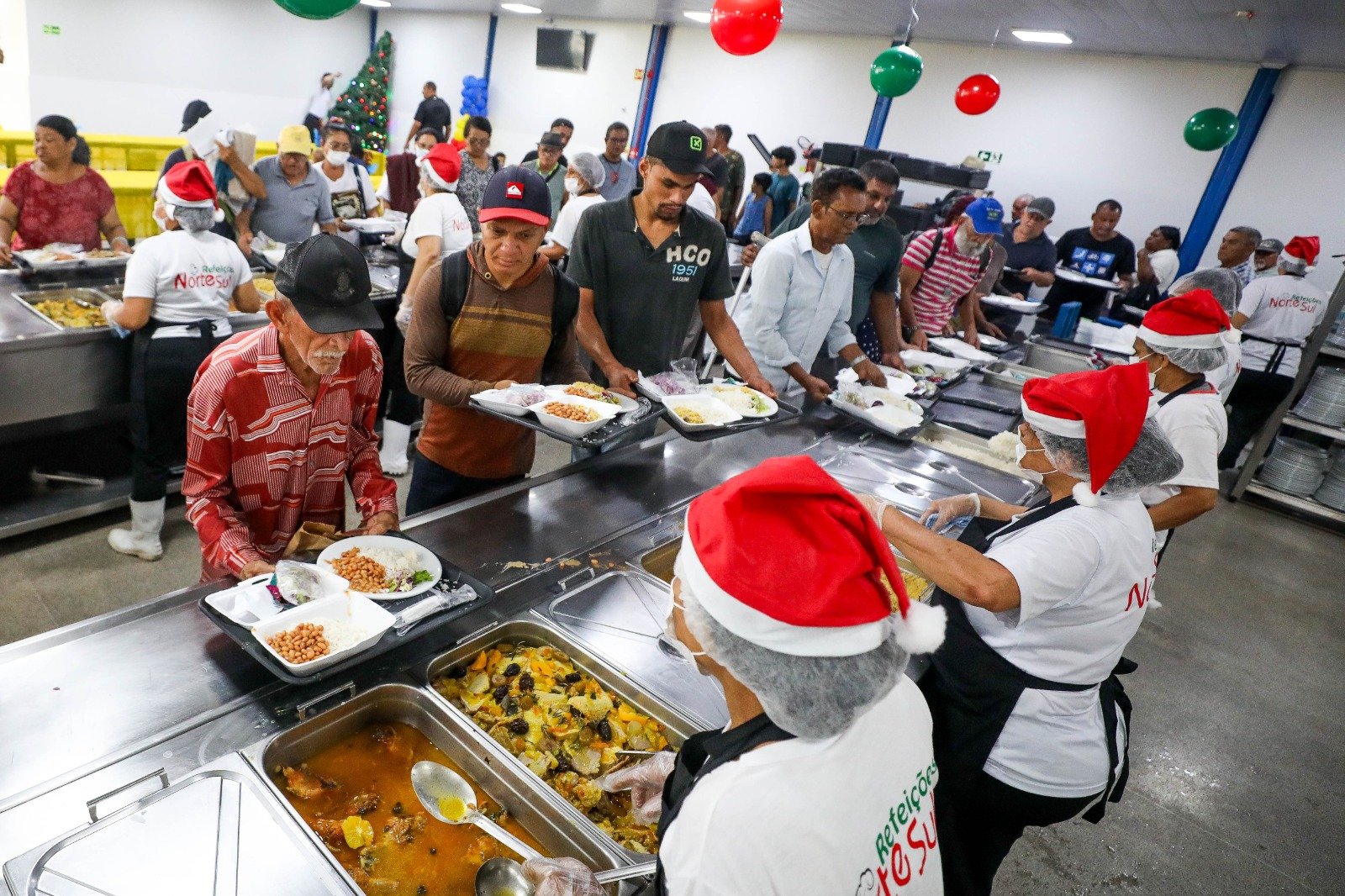Natal solidário garante alimentação especial a milhares de famílias no DF