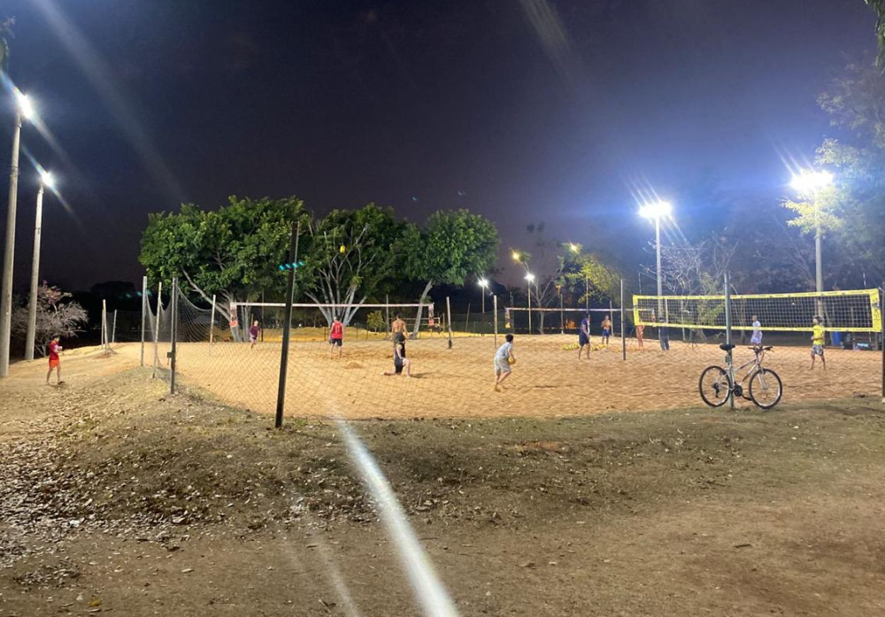 Tecnologia e planejamento renovam a iluminação urbana de Brasília