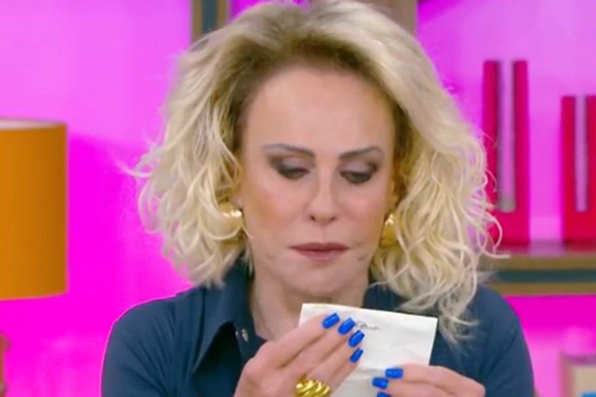 Ana Maria Braga chora ao vivo ao falar sobre luta das mulheres na TV