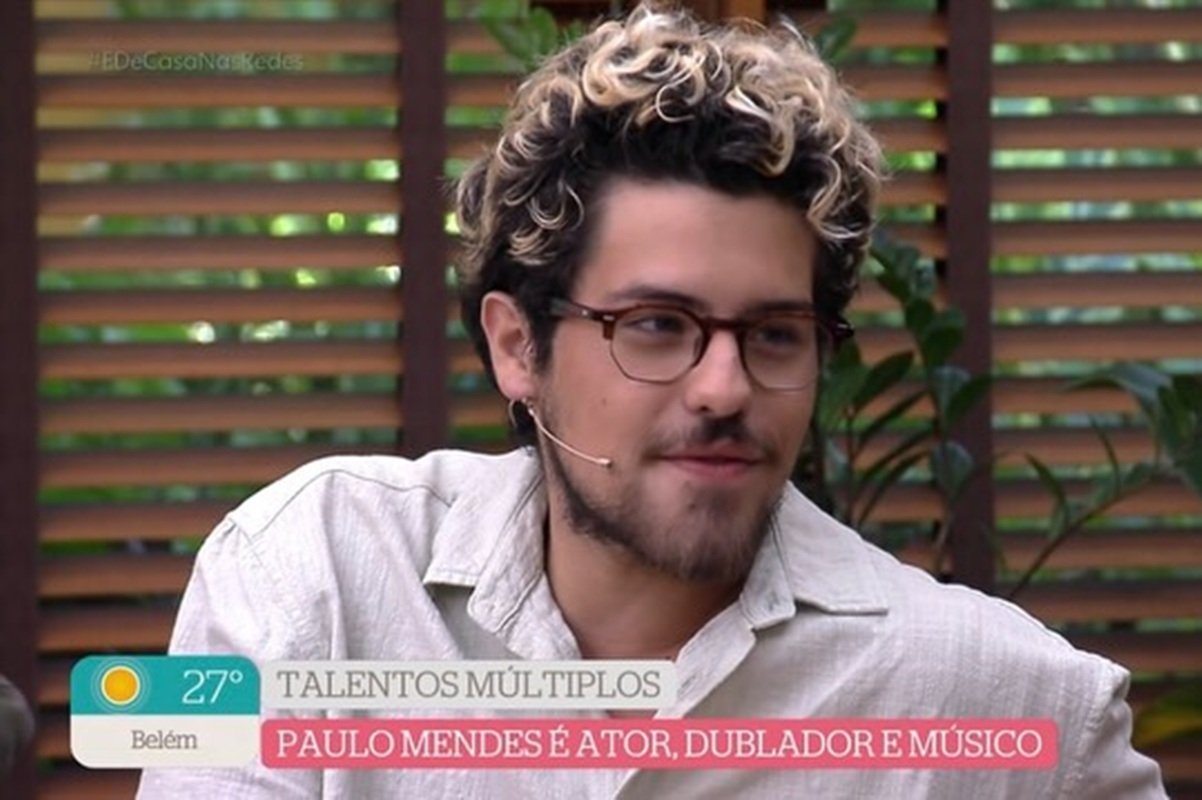 É de Casa comete gafe ao confundir Paulo Mendes com outro dublador