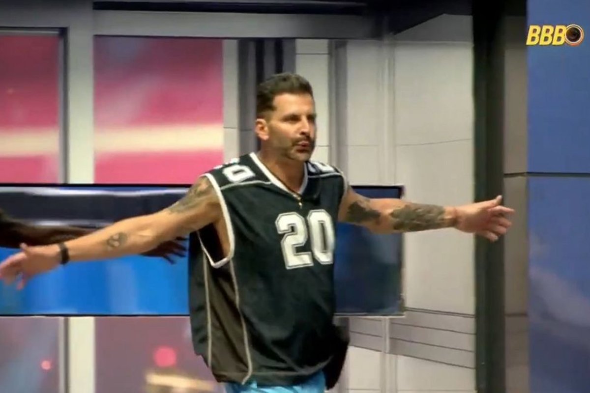 Reações à 2ª convulsão de Henri Castelli viralizam e Globo é criticada