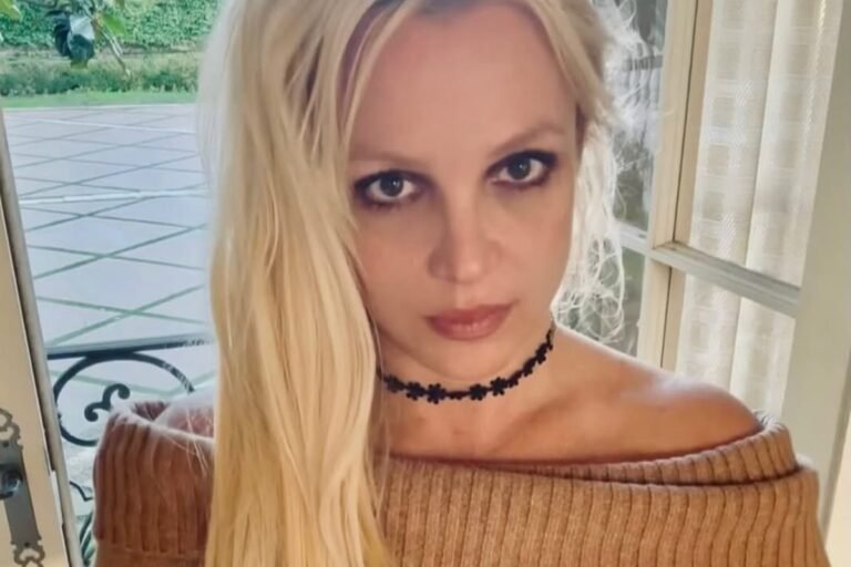 Britney Spears vende todo seu catálogo musical por valor bilionário