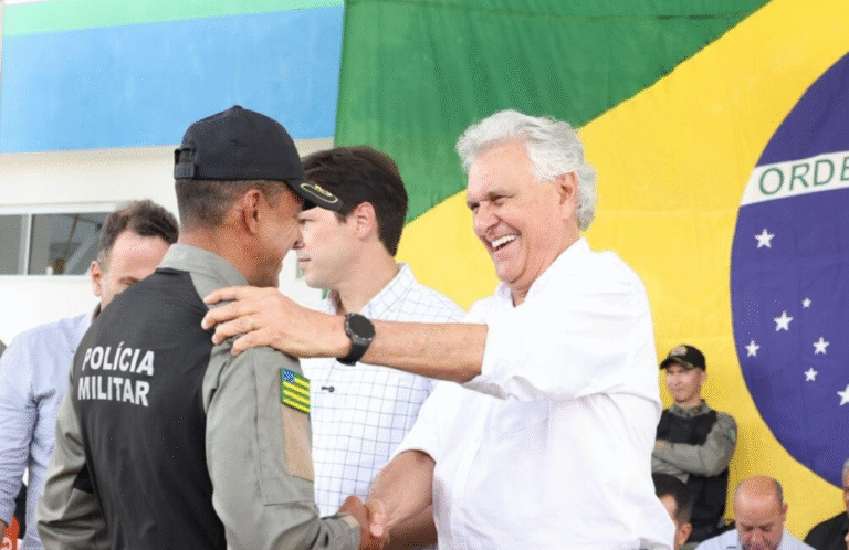 Caiado e Daniel Vilela fortalecem segurança no Nordeste goiano com entrega de novo batalhão da PM em Posse