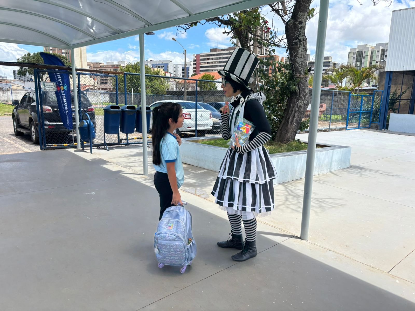 Campanha Volta às Aulas do DER-DF envolve mais de 800 estudantes no DF