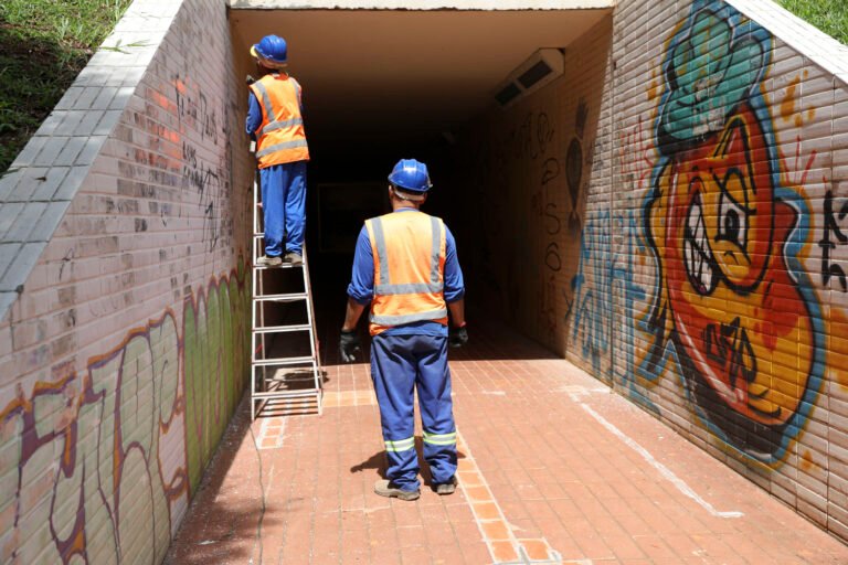 GDF investe R$ 1,68 milhão na manutenção das passagens subterrâneas do Eixão