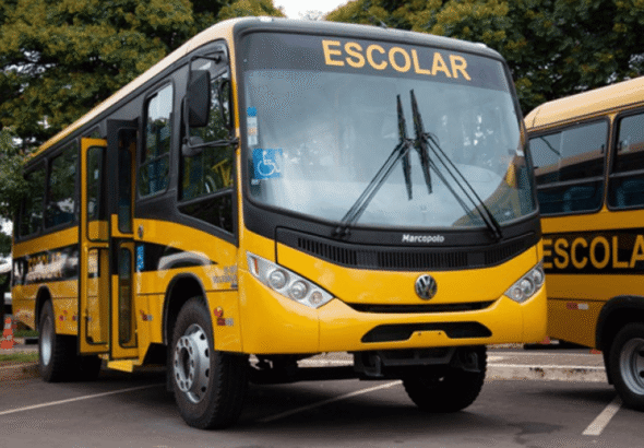 MPGO dá 48 horas para Alto Paraíso regularizar transporte escolar