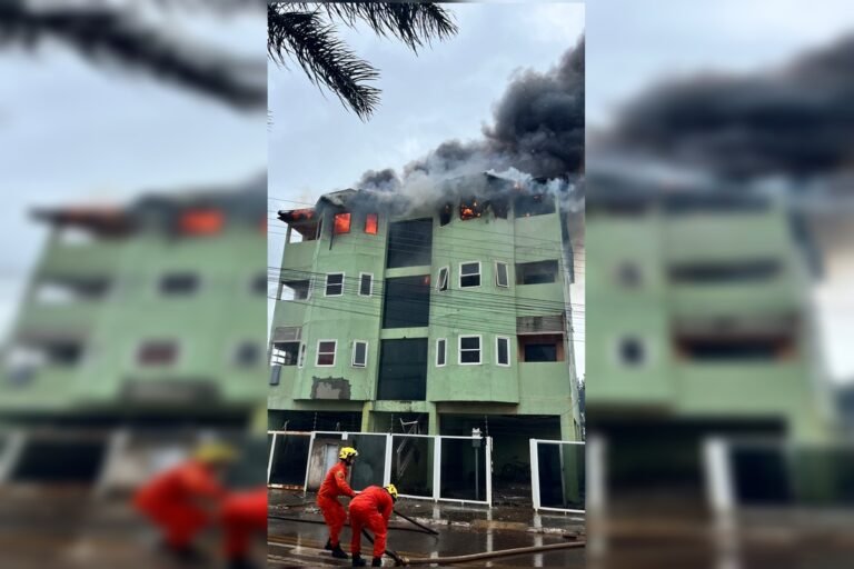 Prédio corre o risco de cair após ser consumido por fogo no Entorno