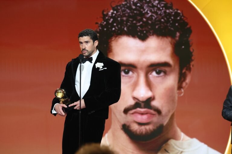 Que horas começa o show do Bad Bunny no Super Bowl 2026?