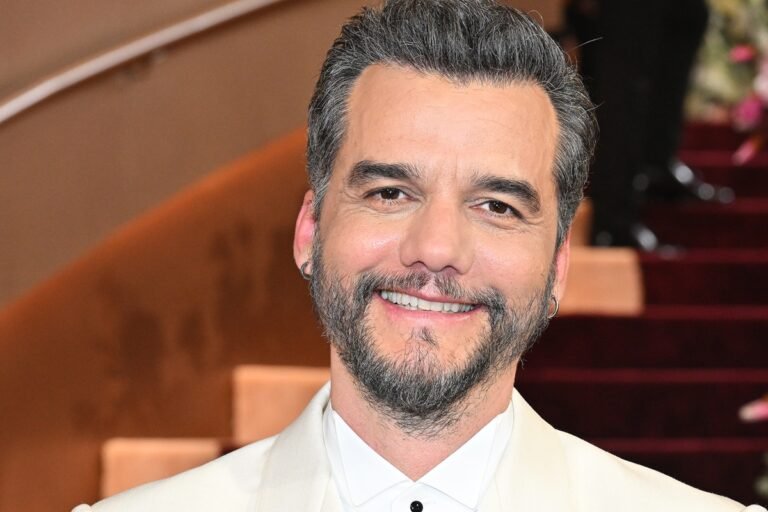 "Wagner Moura não ter redes sociais é o máximo", diz Natália do Vale