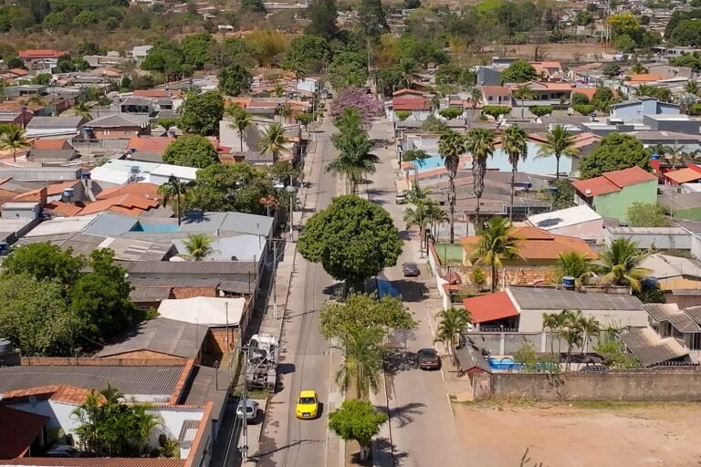 Água Quente acelera urbanização e soma obras de infraestrutura, saúde e mobilidade em três anos como região administrativa