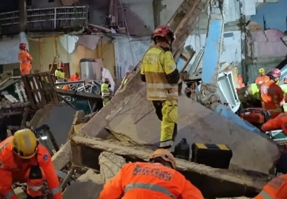 Bombeiros resgatam última vítima de escombros de lar de idosos em MG