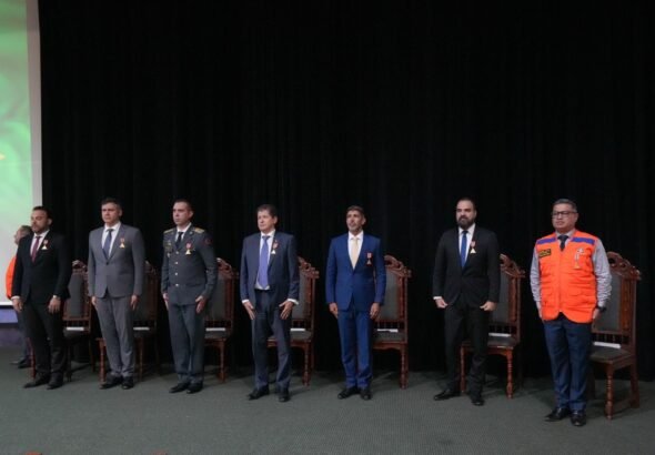 Defesa Civil do DF concede medalha a 305 pessoas por serviços prestados em situações de risco