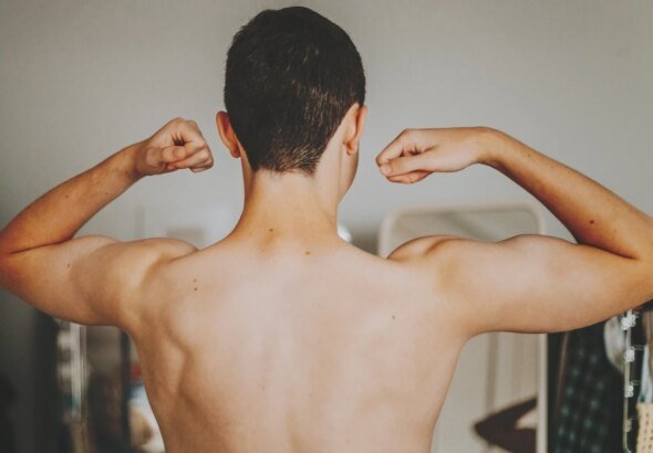 Endocrinologista explica o que causa sarcopenia em jovens