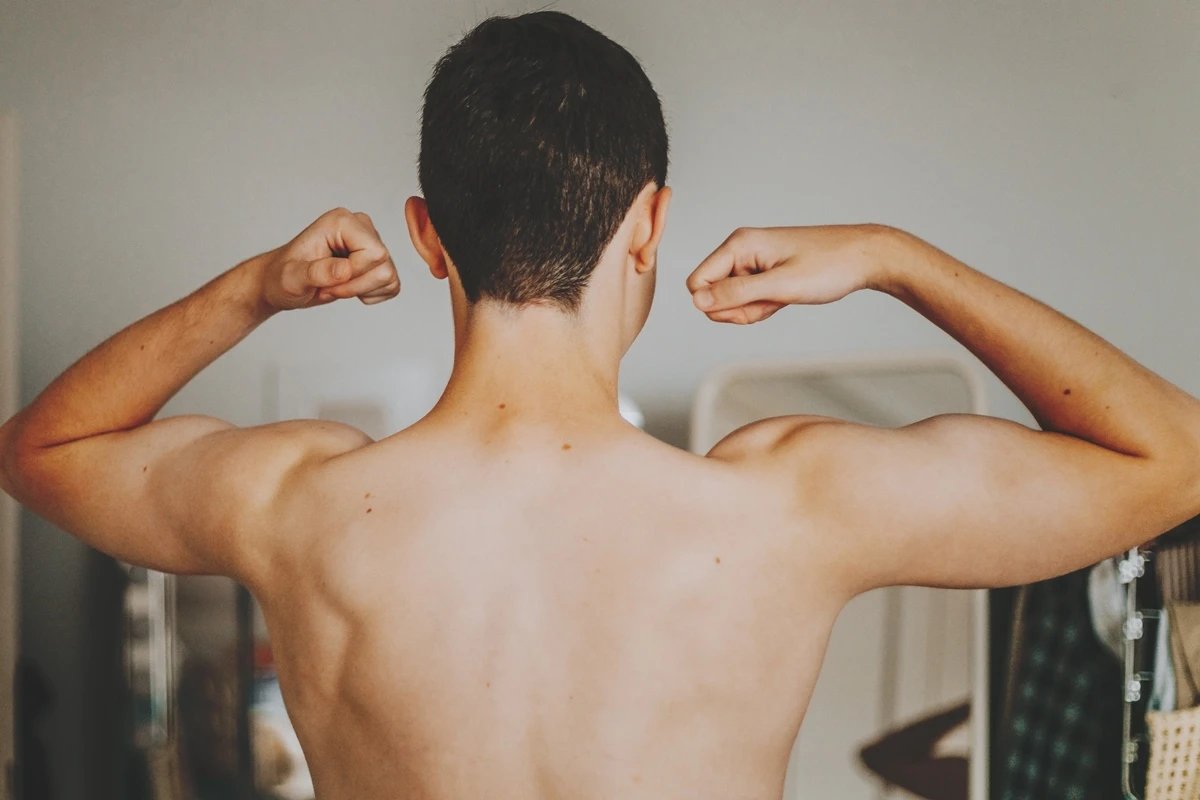 Endocrinologista explica o que causa sarcopenia em jovens