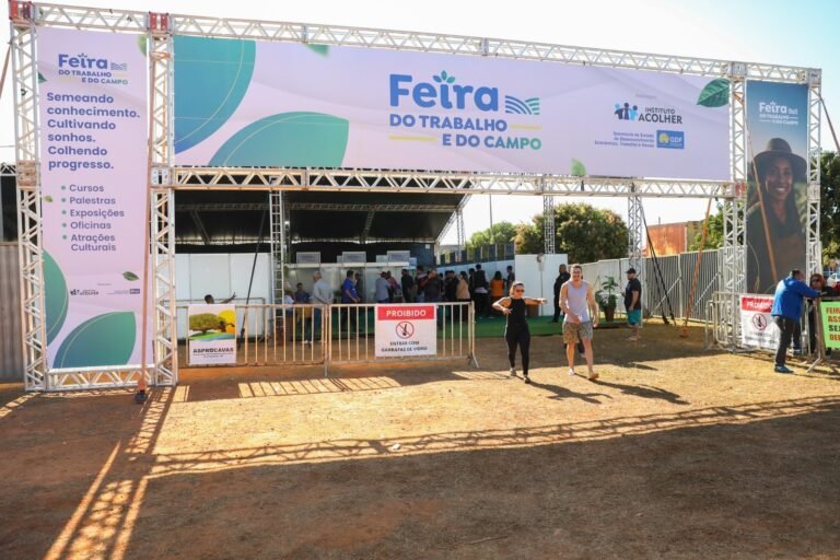 Feira no Riacho Fundo reúne capacitação, empreendedorismo e produtos da agricultura familiar durante a Semana da Mulher