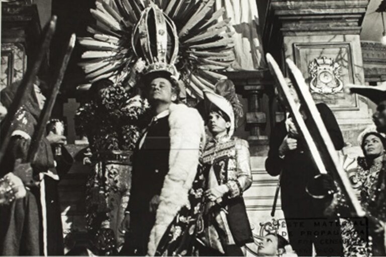 Filmes de Glauber Rocha passam por restauro que une analógico e digital