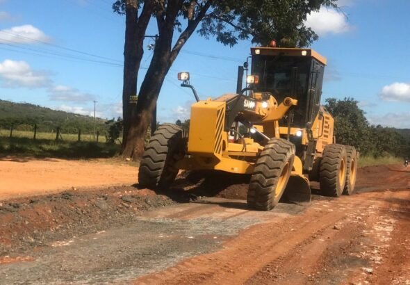 GDF intensifica manutenção rural e reforça recuperação do asfalto no centro de São Sebastião