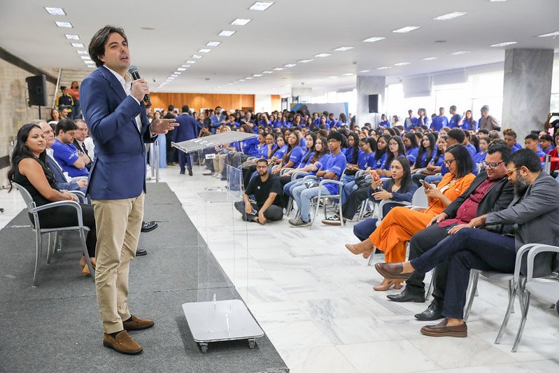 GDF recebe 700 jovens no Jovem Candango e reforça aposta na inserção no mercado de trabalho
