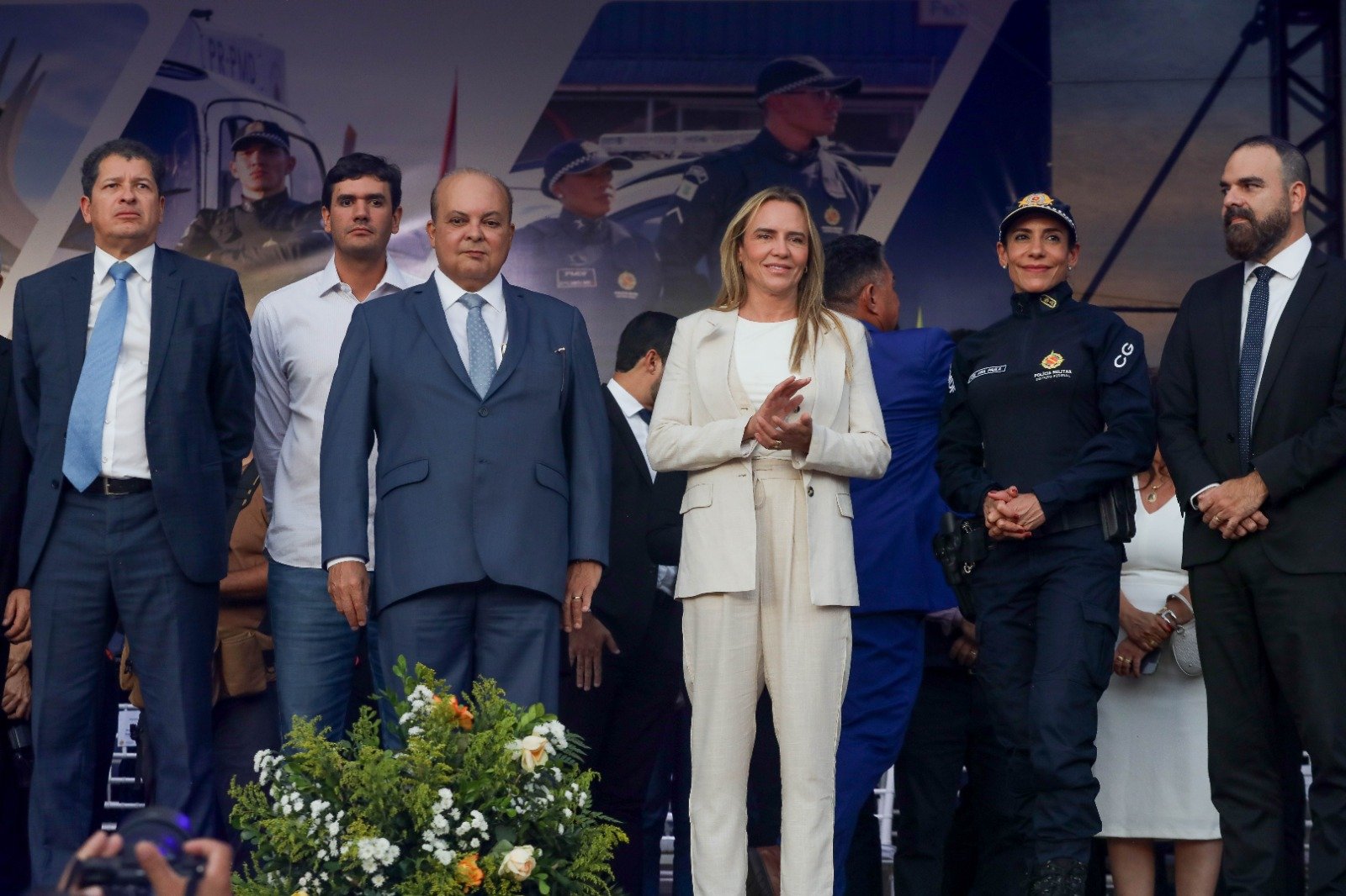 Ibaneis celebra formação de nova geração da PMDF em solenidade do uniforme