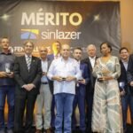 Ibaneis é homenageado por avanços na regularização de clubes e incentivo ao esporte no DF