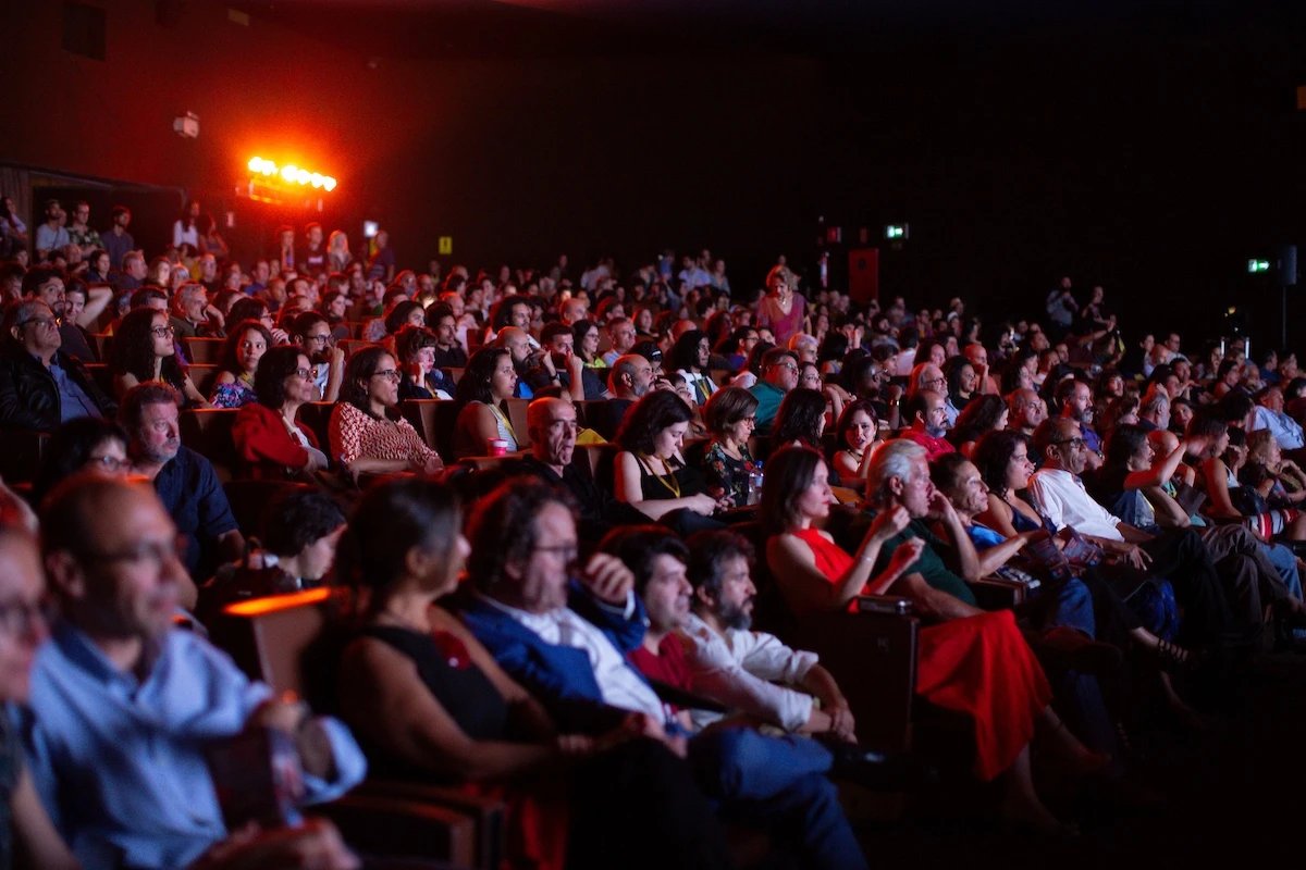 Janela de exibição nos cinemas é ponto crítico do PL do Streaming