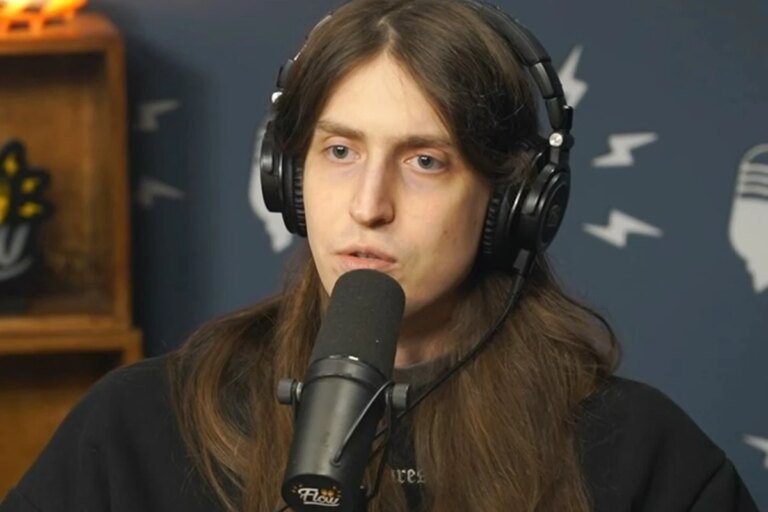 Lei Felca, que leva nome de influencer, entra em vigor: veja o que muda