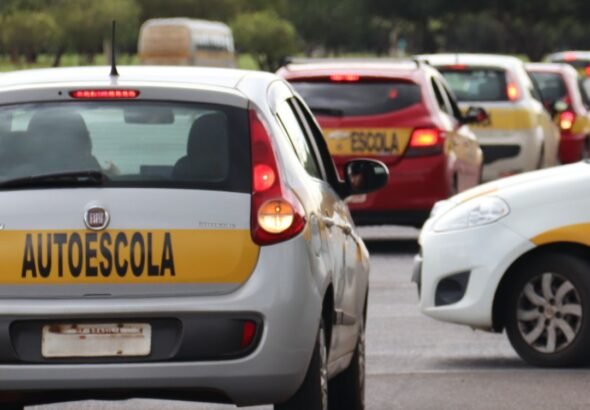 Nova instrução do Detran-DF muda credenciamento de autoescolas