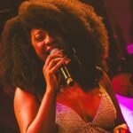 Saiba sintomas do aneurisma, que matou a sambista Adriana Araújo