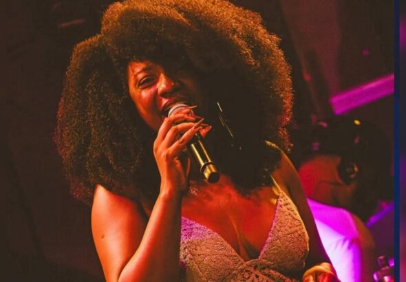 Saiba sintomas do aneurisma, que matou a sambista Adriana Araújo