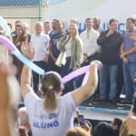 Celina entrega 580 certificados e aposta em qualificação para gerar renda no DF