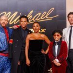 Família de Michael Jackson aparece reunida em clique raro; veja fotos