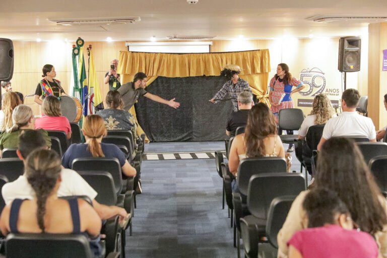 Formação do Detran-DF prepara professores para levar educação no trânsito às escolas públicas