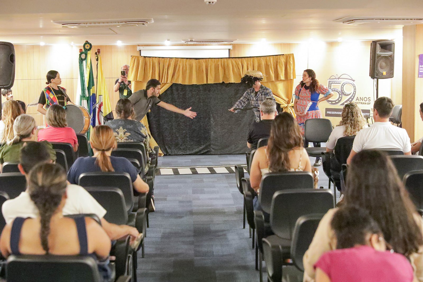 Formação do Detran-DF prepara professores para levar educação no trânsito às escolas públicas