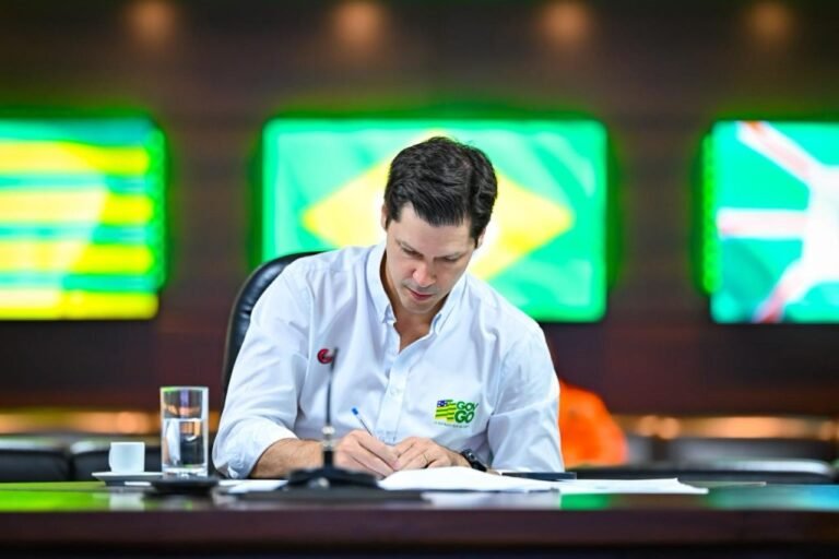 Goiás passa a subsidiar diesel para conter alta nos preços